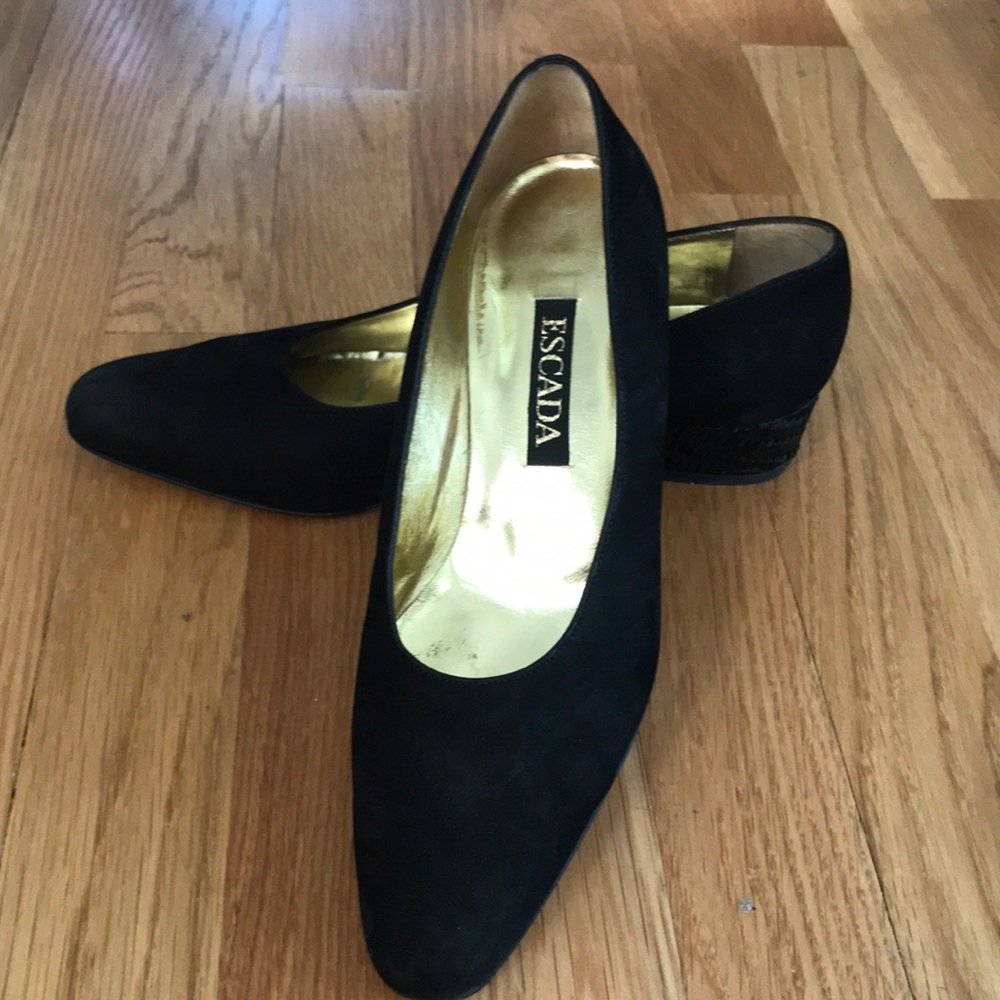 🔥SALE! Escada black suede leather shoes, size 7B.